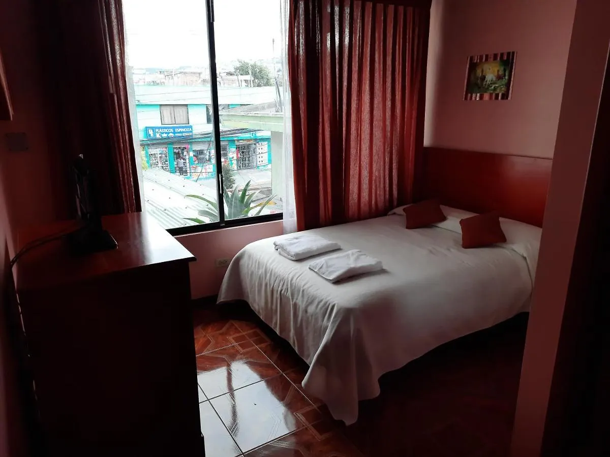 Hostal Sauna Water Palace Quito Pensión