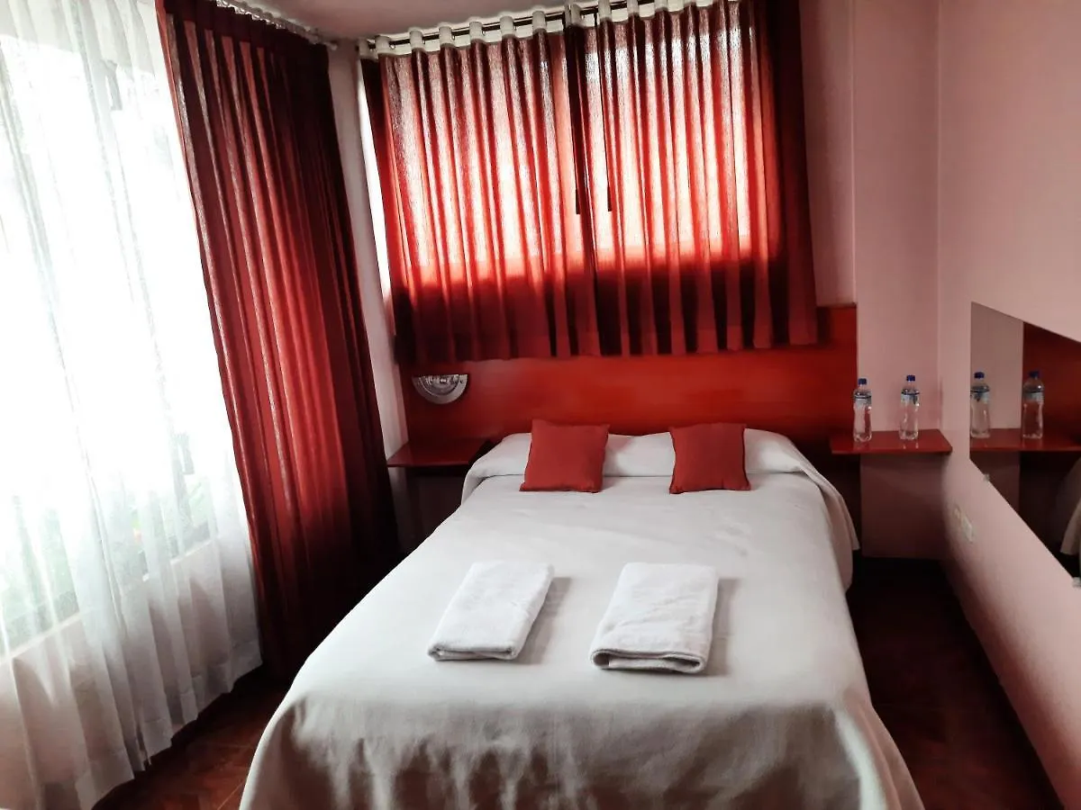 Hostal Sauna Water Palace Quito Ecuador